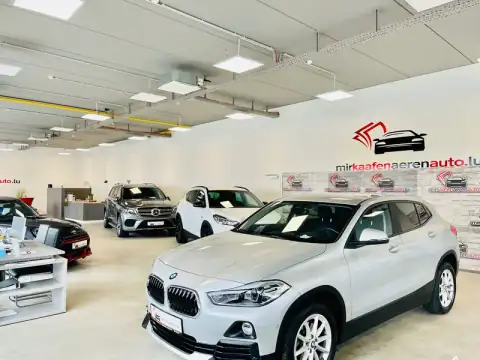BMW X2 im MKAA Showroom Roost